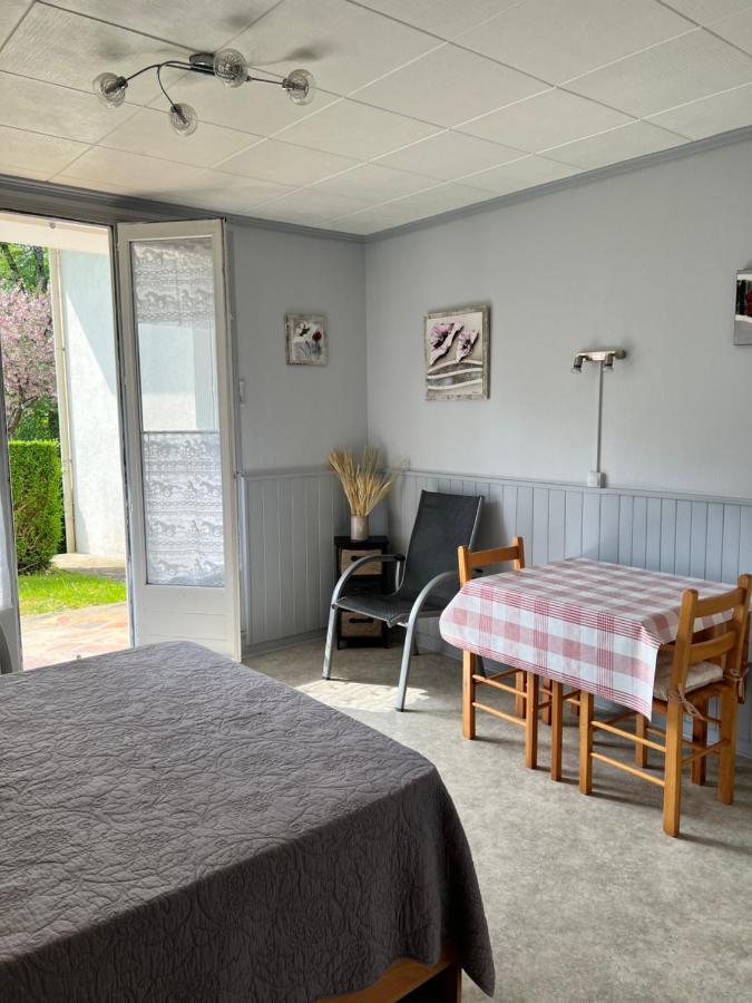 Ferienwohnung Aux Hameaux Des Thermes Bagnoles de l'Orne Normandie Exterior foto